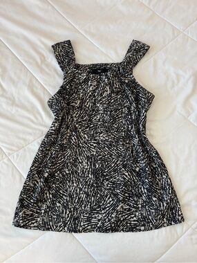 Mossimo Supply Co. Black and White Abstract Print Tank